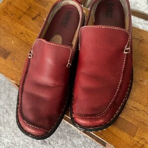 Born Women's BRICK RED Leather Driver Mule Clog Loafers Shoes Size 8 / 39